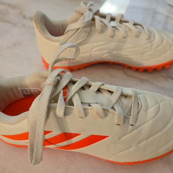 Adidas Kids Copa Pure .4 Turf Soccer Cleats- White/Solar Orange Size 2.5Y - Picture 5 of 6